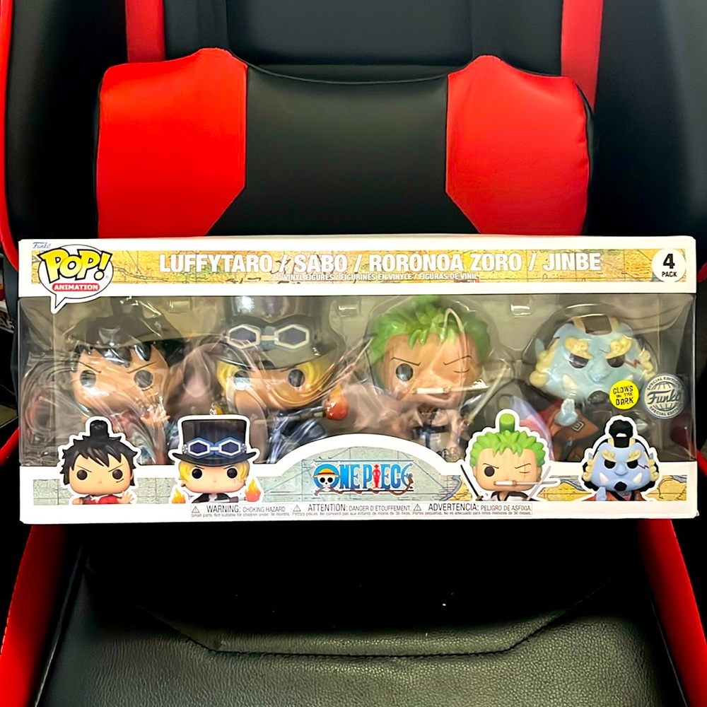One Piece 4 pack glow in the dark Funko